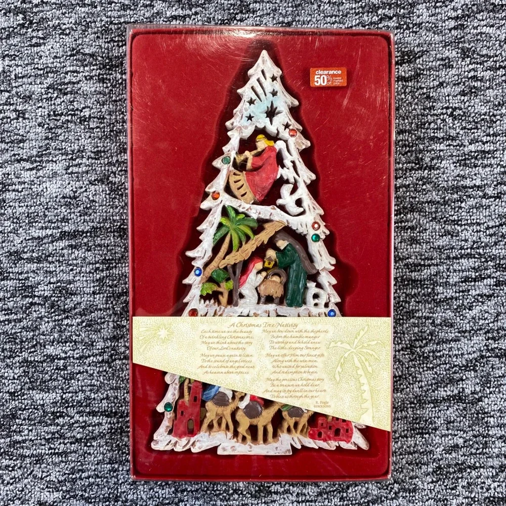 Family Christian Stores Christmas Tree Nativity Plaque Wall Decor 11 Inch